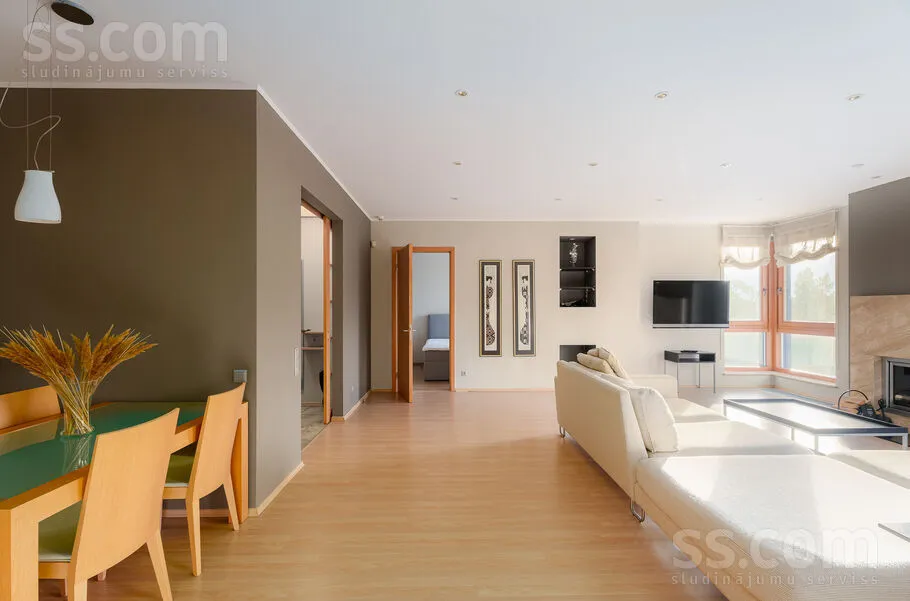 Elutuba - Furnished Apartment with Sea Access in Lielupe
