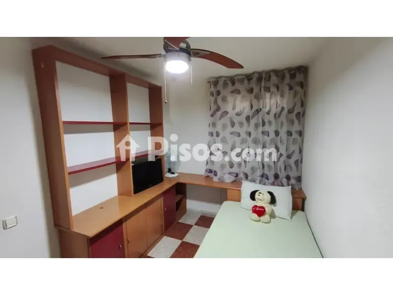 Chambres - Semi-Basement Flat with Patio in Madrid