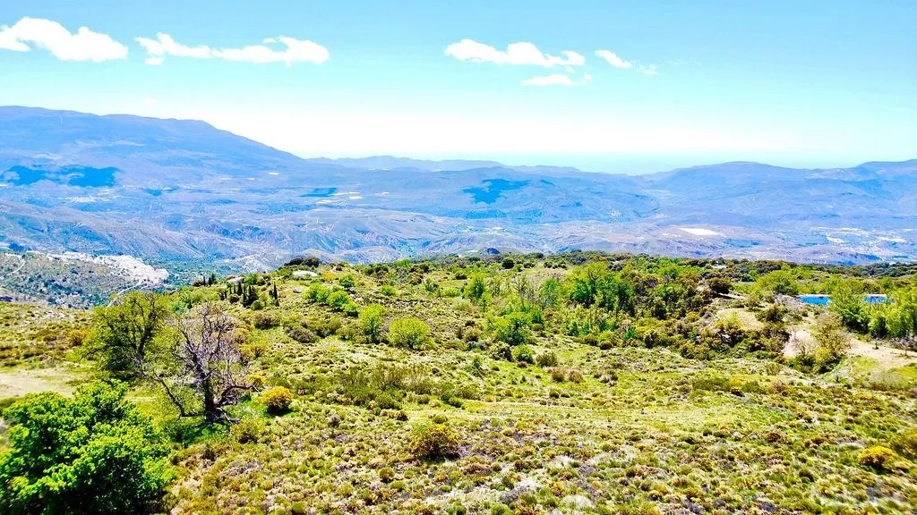 Rustic Finca with Water Source in Sierra de Júbar