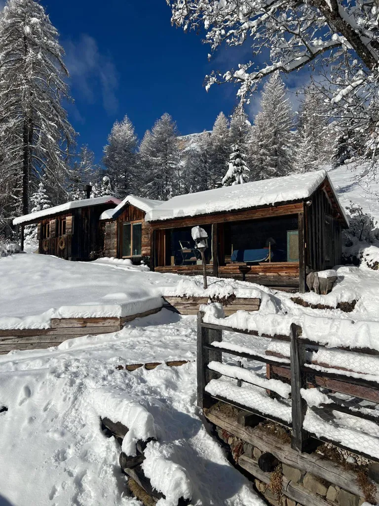 Välivaade - Luxury Chalet with Private Helipad in Arabba