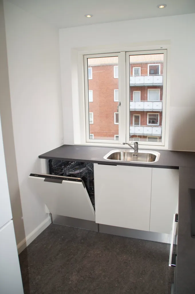 Cuisine - Modern Flat with Balcony in Aalborg