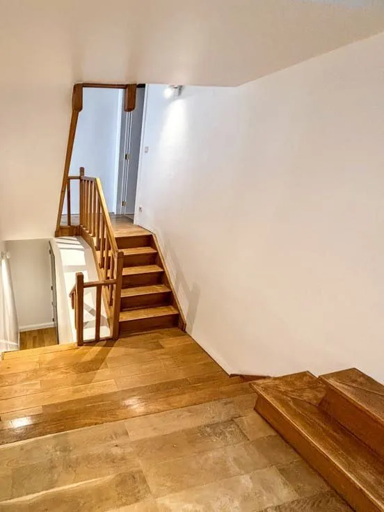 Pièces - Appartement Rénové 3 Chambres au Centre de Perwez