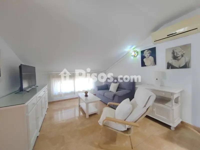 Soggiorno - Sunlit Loft with Terrace in Torre del Mar