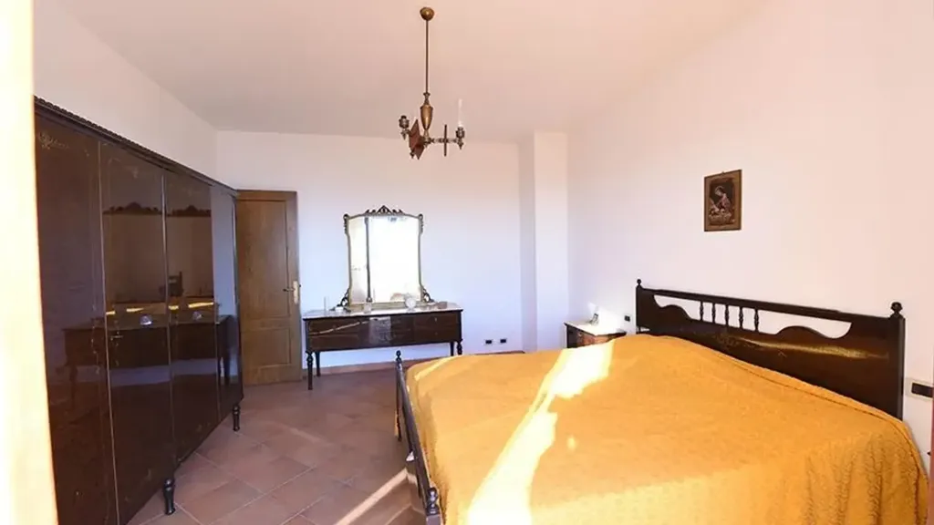 Chambres - Bifurcated Villa with Panoramic View in Casole d'Elsa