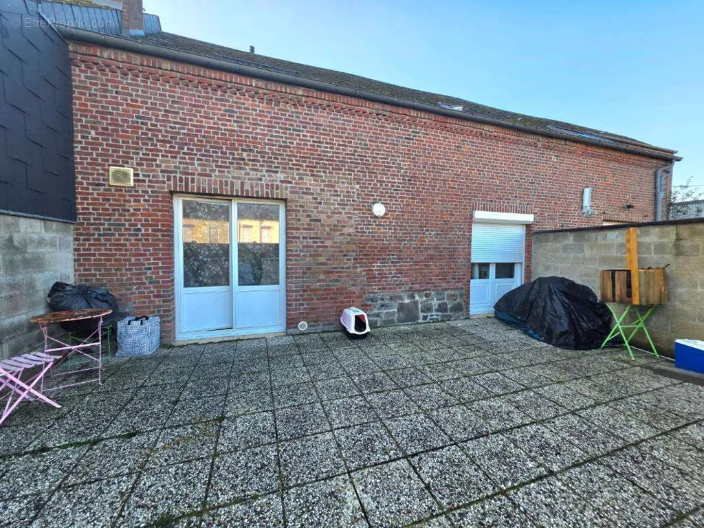 Jardin - Maison avec Jardin et Garage à Fourmies