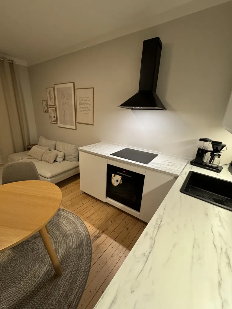 Cuisine - Modernised Studio with Park View in Kallio, Helsinki