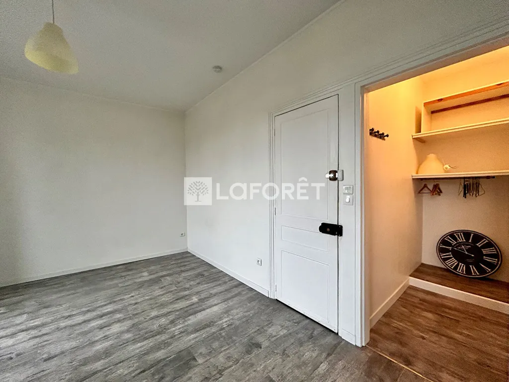 Magamistoad - Studio in Quiet Condo near Versailles