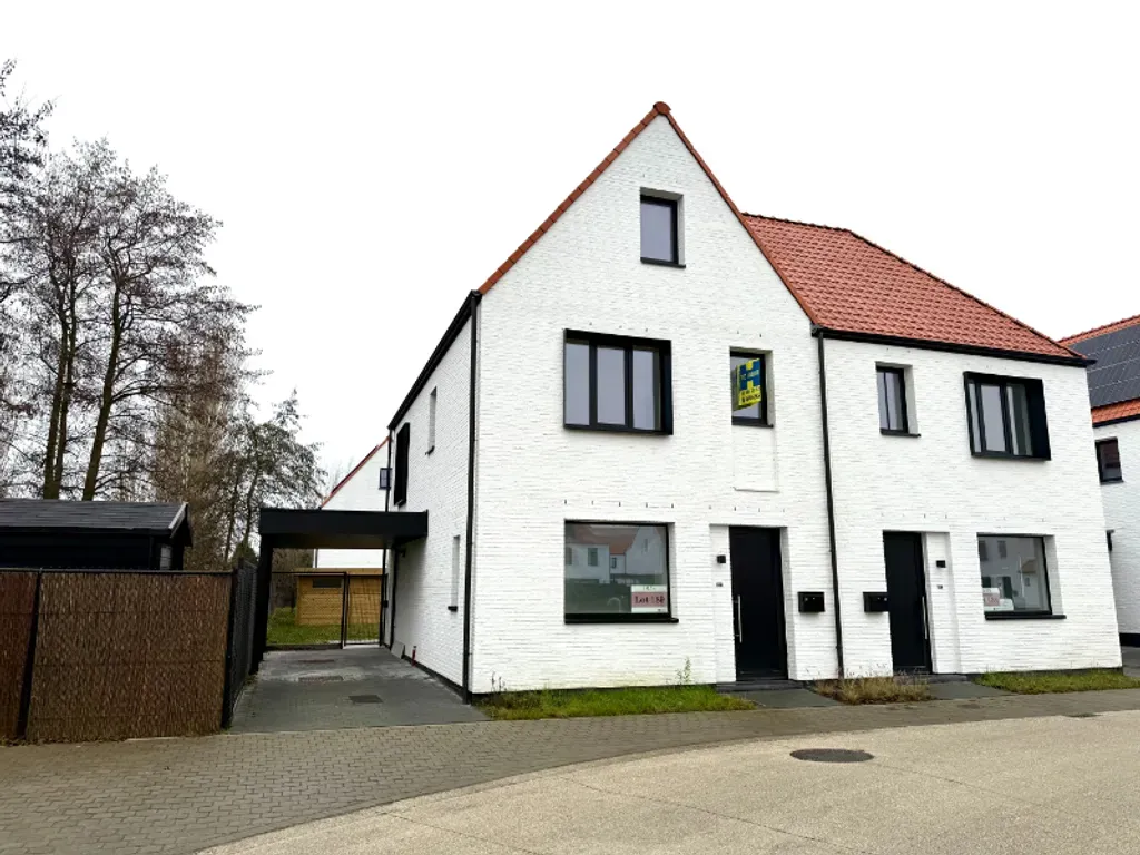 Extérieur - Maison moderne en rangée avec terrasse à Astene