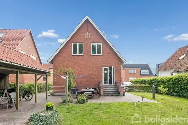 Extérieur - Rustic Redbrick Villa with Garden in Hjørring