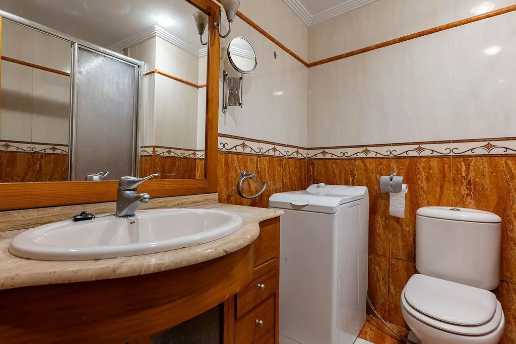 Vannitoad - Apartment with Trunk Space in Gijón Centre