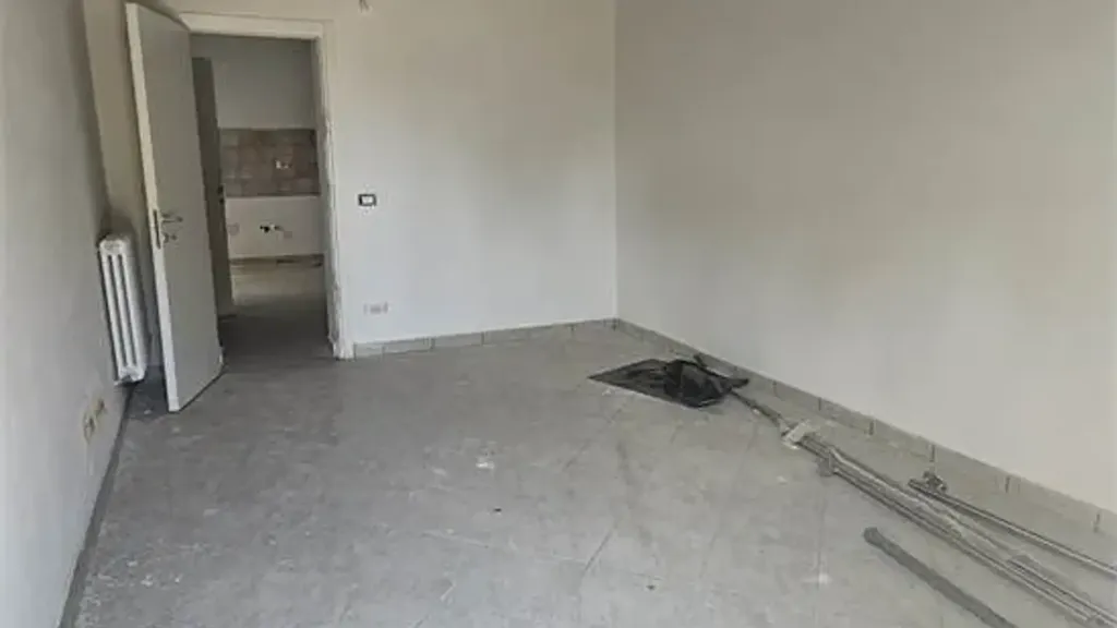 Toad - Terraced House Under Renovation in Cavezzo