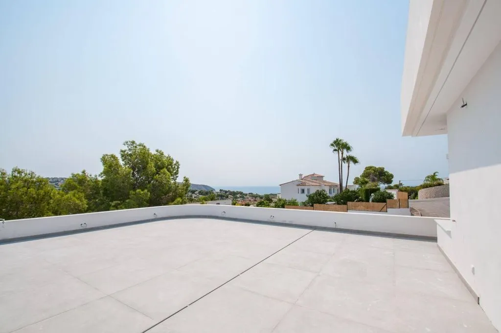 Terrace - Luxury Villa with Sea Views in Moraira
