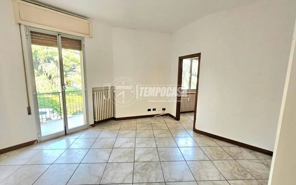 Soggiorno - Apartment with Terrace in Riolo Terme