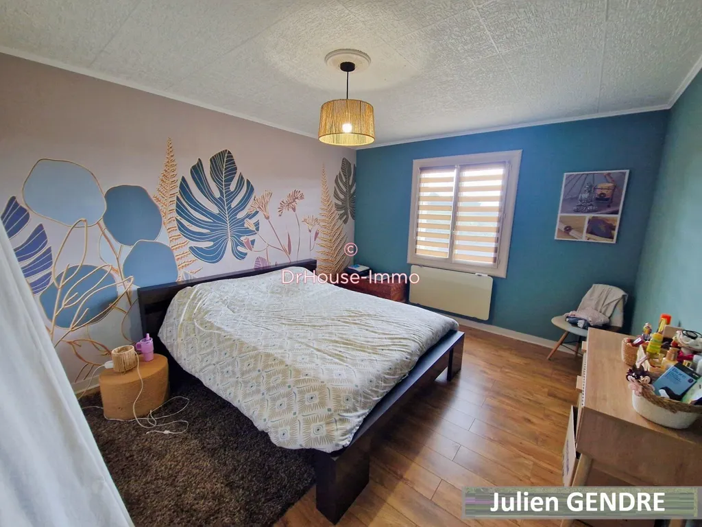 Chambres - Maison avec Piscine et Garage à Melle