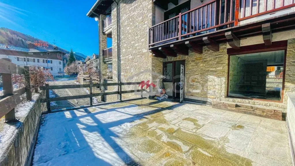Balcon - Rear-Facing Apartment with Garden in Bardonecchia