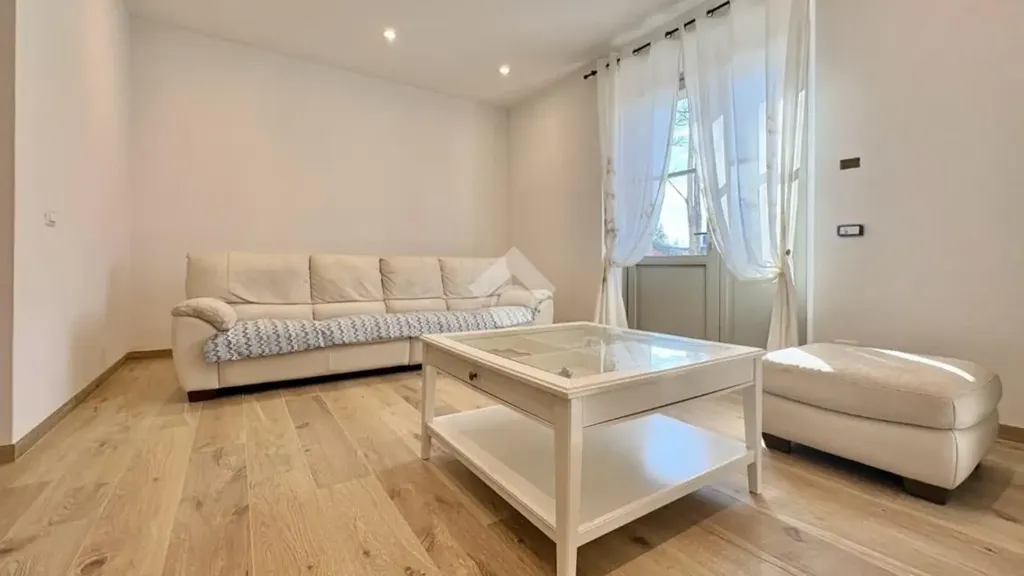 Séjour - Rustic-Style Apartment with Garden in Pontassieve