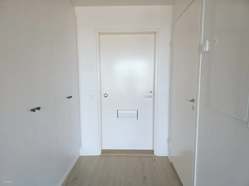 Entrée - Modern Studio with Garden in Vantaa