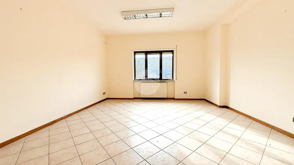 Pièces - Apartment with Parking in L'Aquila