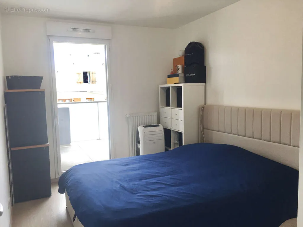 Chambres - Appartement 3 Pièces avec Terrasse à l'Ouest