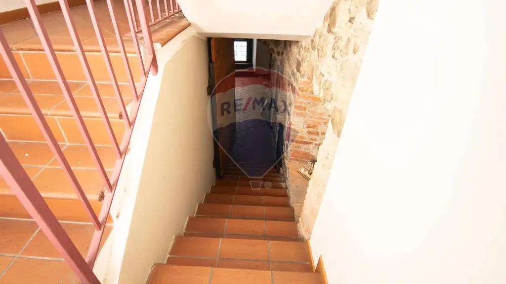 Stanze - Historic Triplex with Balcony in Iseo