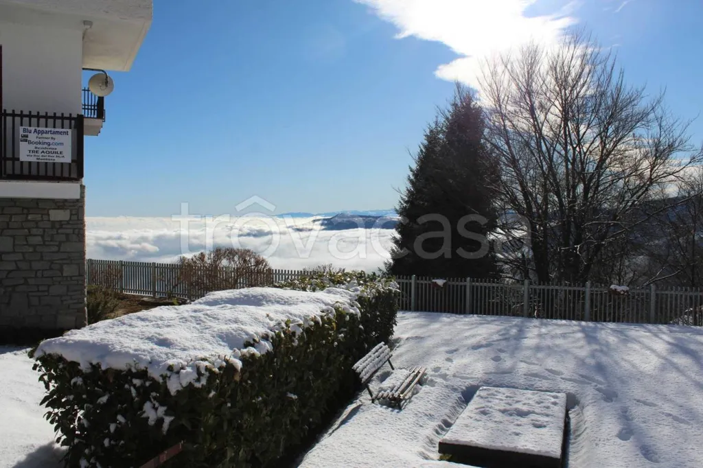 Jardin - Renovated Apartment with Panoramic View in Bagnolo Piemonte