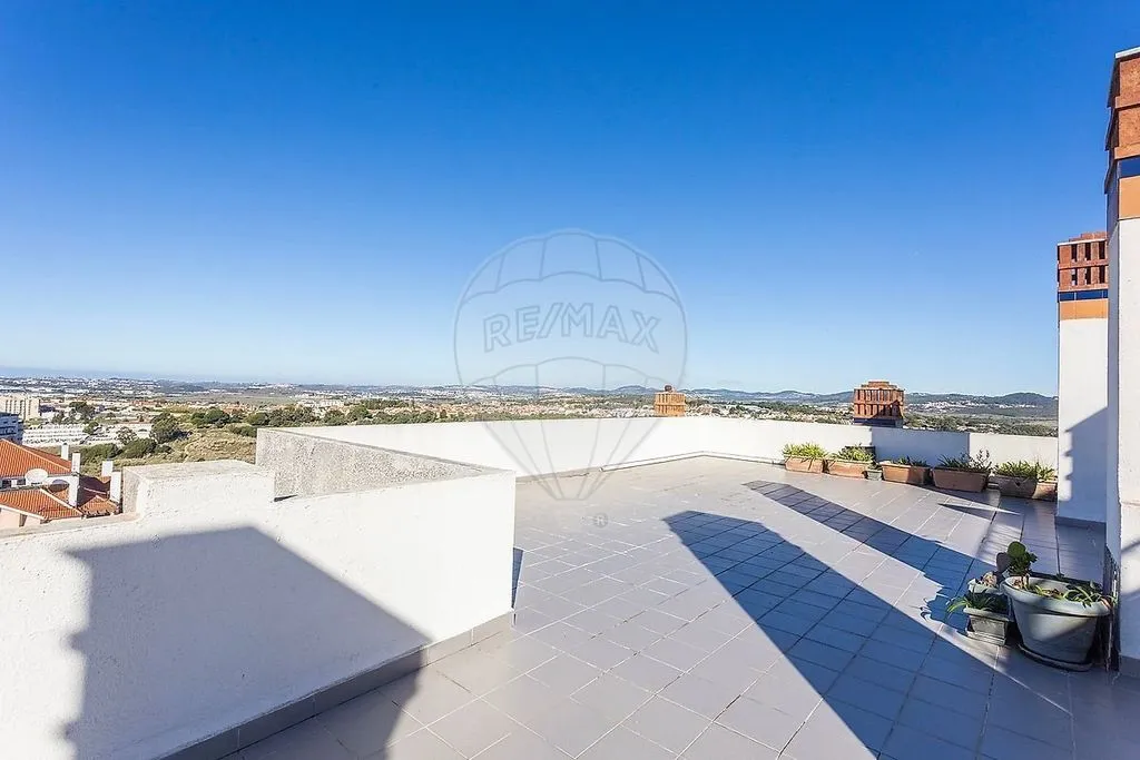 Terrass - Luxury Duplex Flat in Sintra