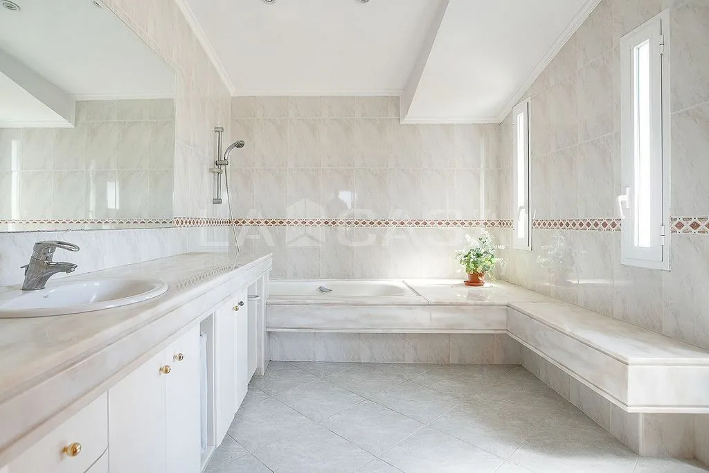 Salles de bain - Chalet with Terrace in Santa Eulàlia de Ronçana