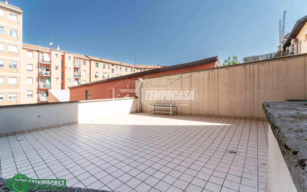 Terrasse - Quadrilocale with Double Terraces in Milan