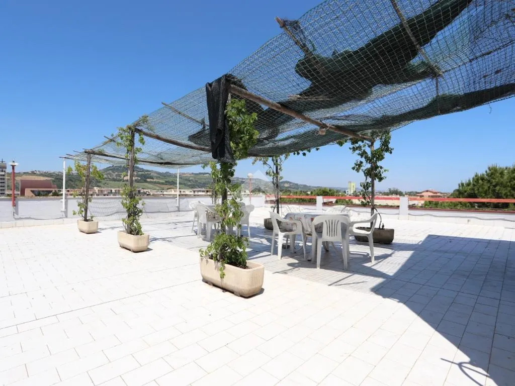 Terrass - Penthouse with Sea View in Martinsicuro