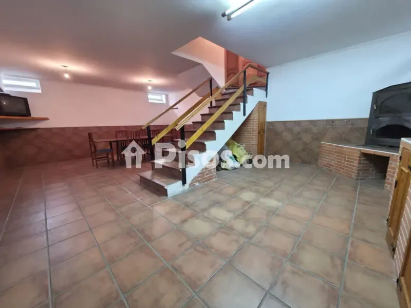 Elutuba - Chalet with Garden in Gamarra Mayor