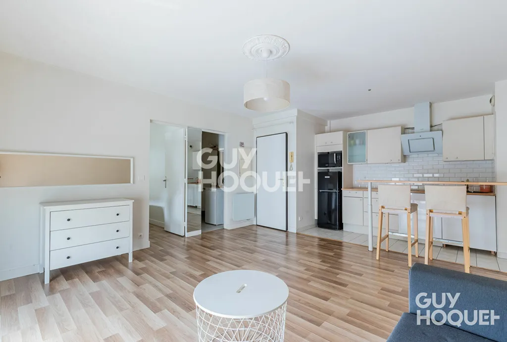 Séjour - Appartement T2 Calme à Morangis