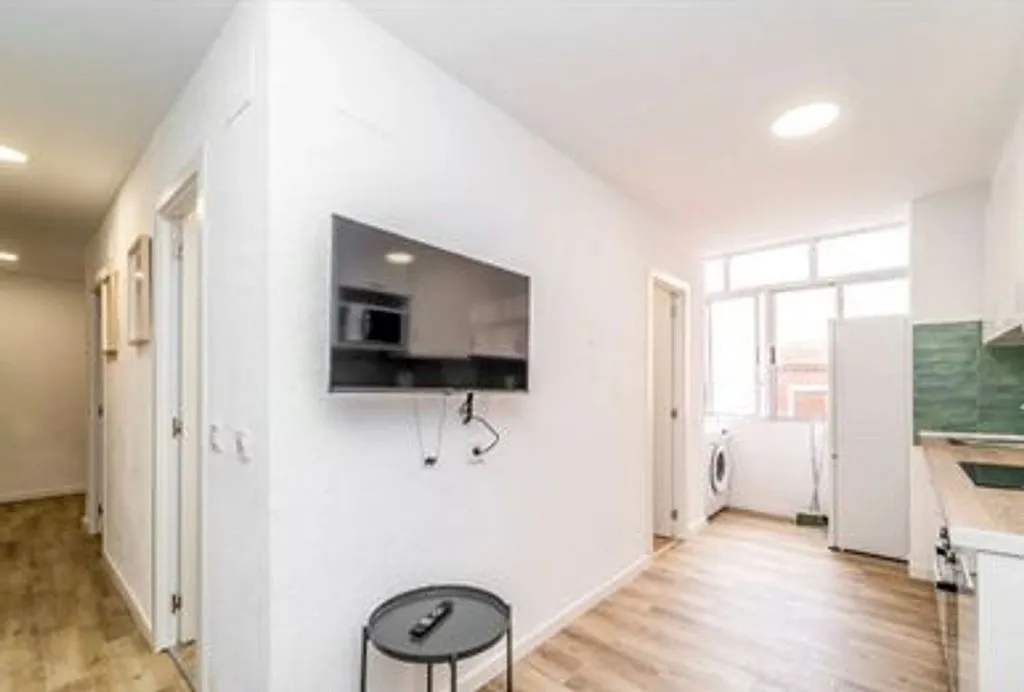 Living Room - Furnished Flat in Valladolid with Central Location