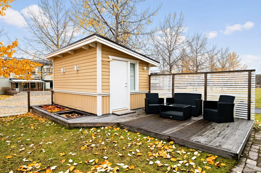 Aed - Corner Flat with Garden in Lillsjön