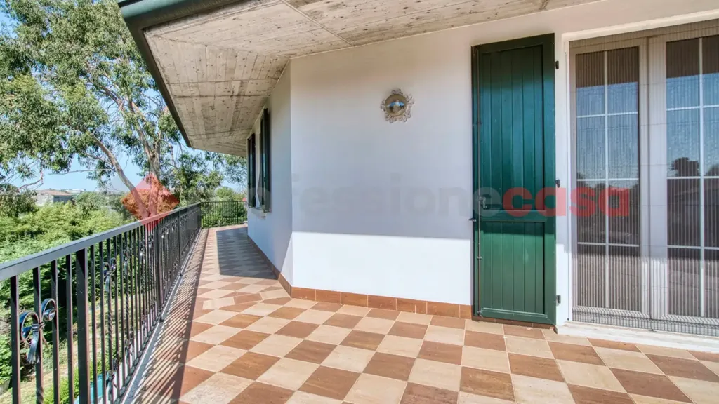 Terrass - Luxury Villa with Private Garden in Oppeano