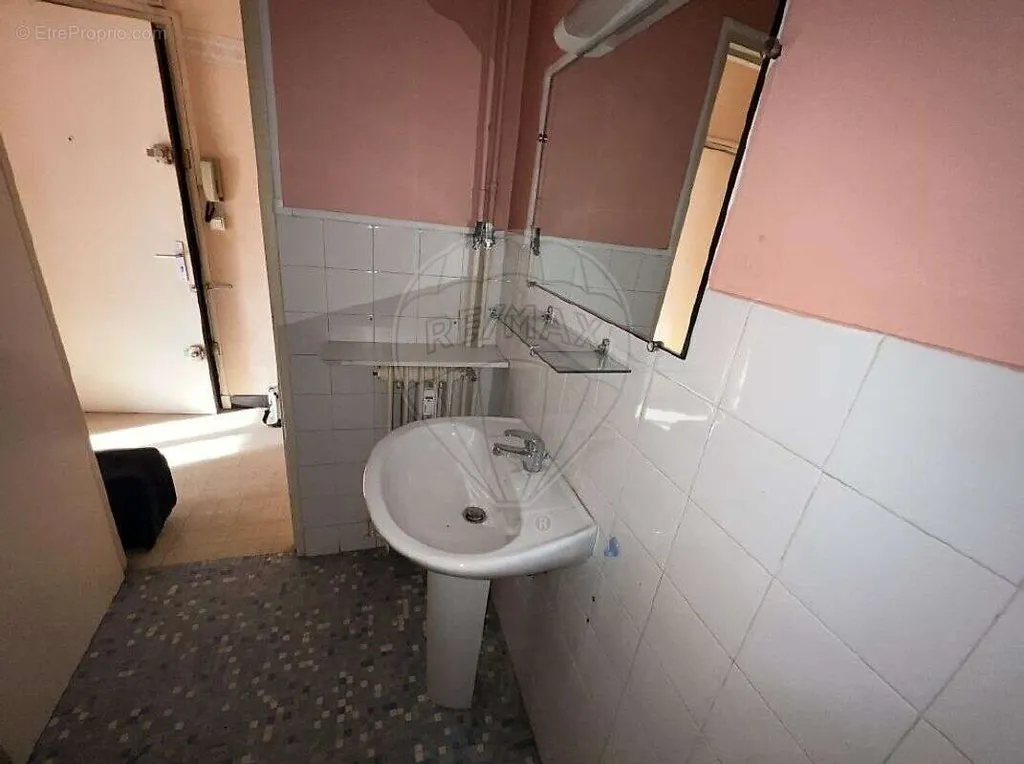Appartement 1 pièces à Marseille-4e