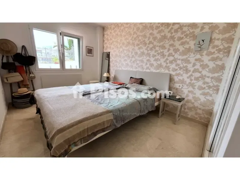 Bedrooms - Modernised Flat with Pool in La Paz