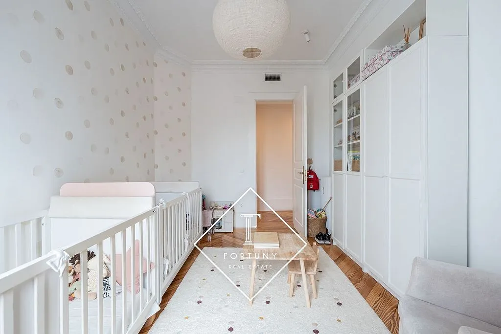 Magamistoad - Apartment with Balcony in Argüelles