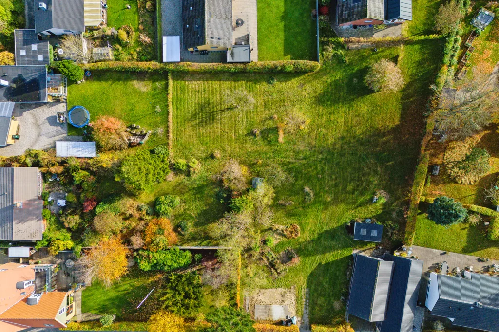 Õhuvaade - Buildable Plot with Garden in Brande