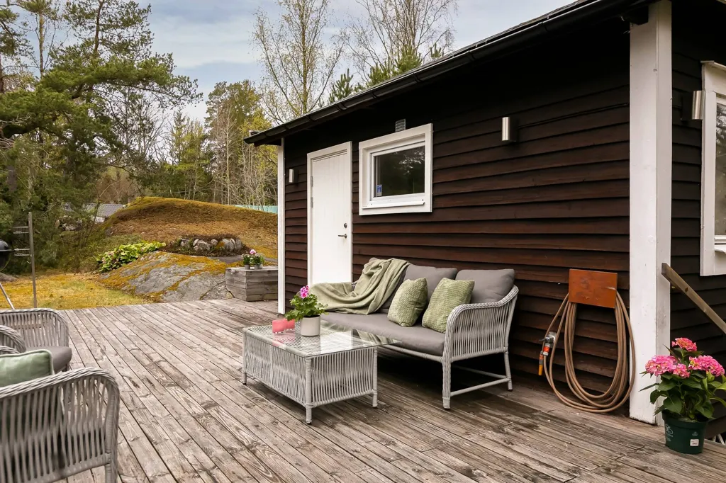 Terrass - Cottage with Garden in Västra Älvsala
