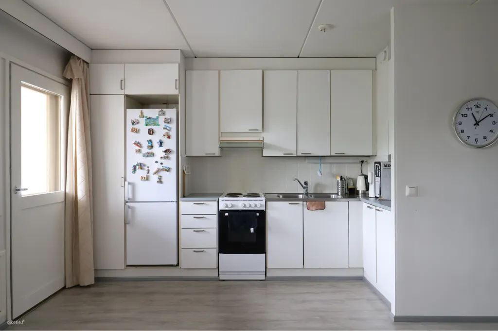 Cucina - Bright Apartment with Balcony in Karkkila
