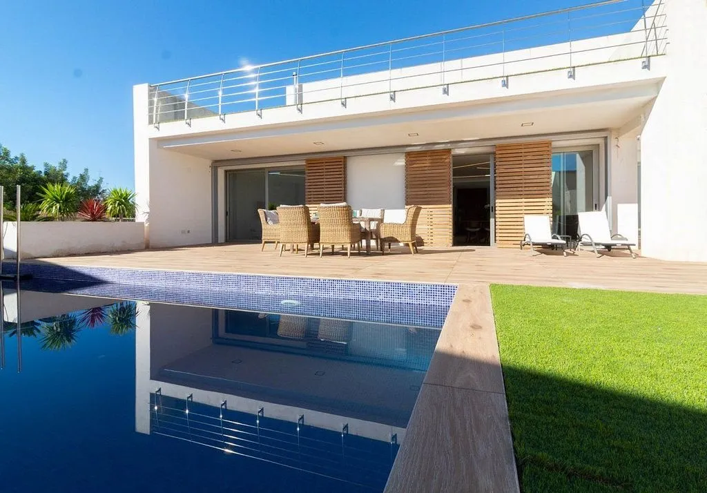 Piscine - Chalet with Pool in Turís