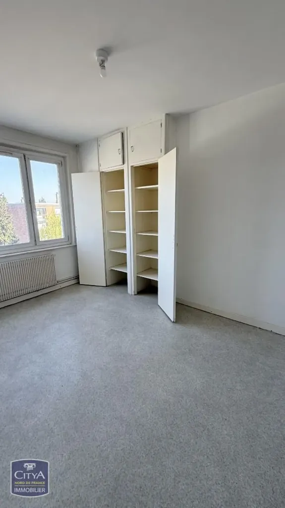 Toad - 3-Bedroom Apartment with Intercom in Lens