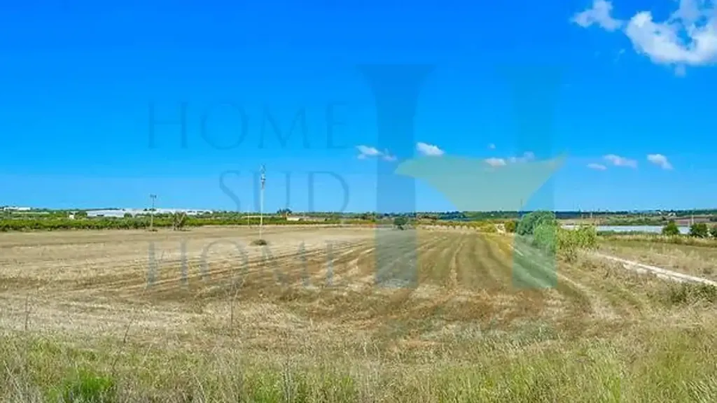 Aed - Villa with Mediterranean Garden in Noto
