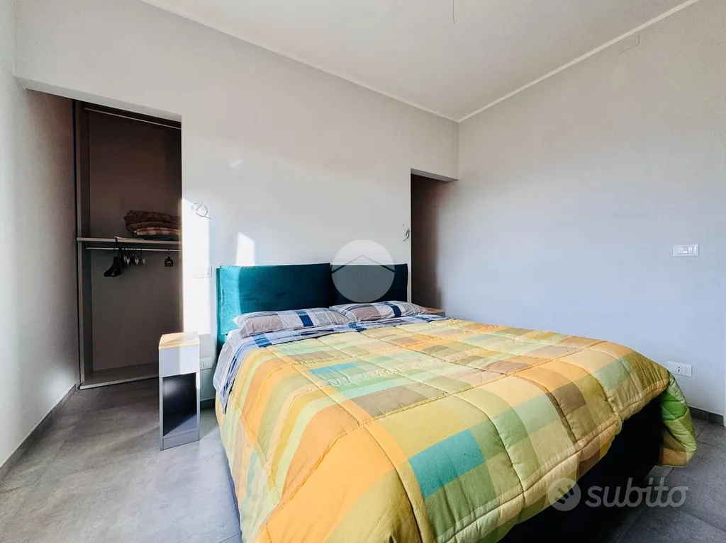 Chambres - Fully Renovated Apartment with Panoramic Balcony in L'Aquila