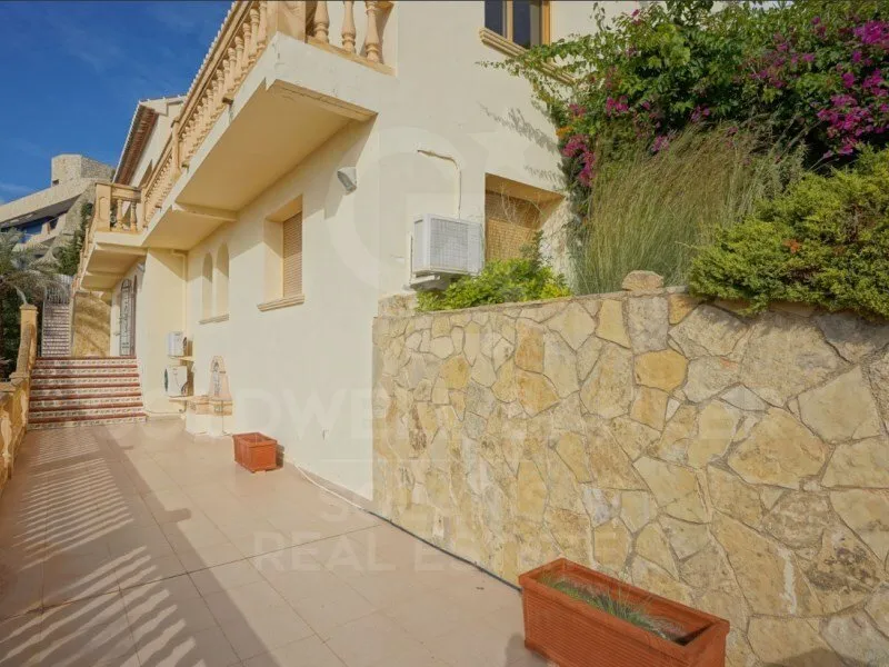 Terrace - Traditional Villa with Panoramic Views in Javea