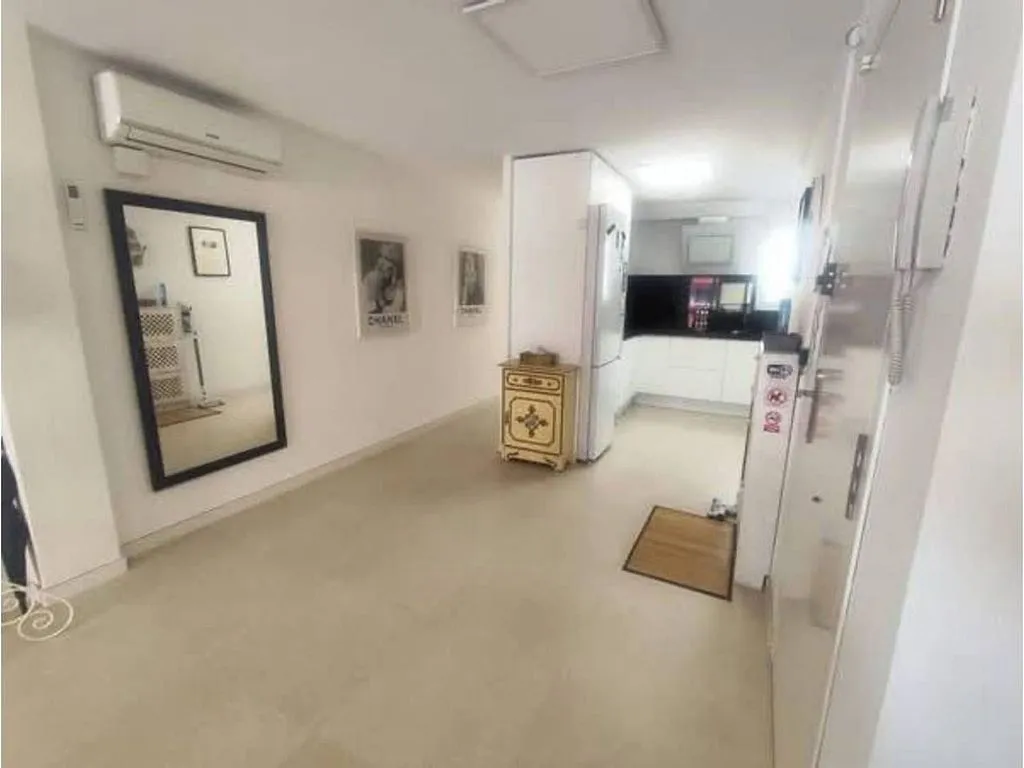 hallway_entrance