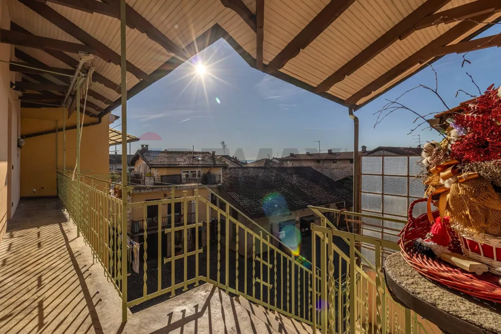 Balcon - Triplex Villa with Garden in Occhieppo Superiore