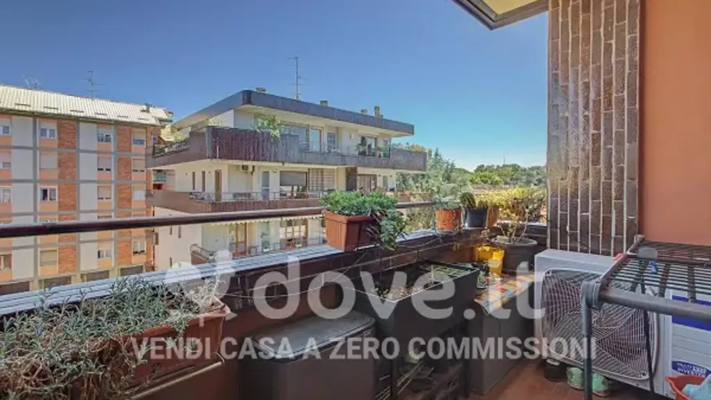Balcon - Spacious Apartment with Balcony in Bresso