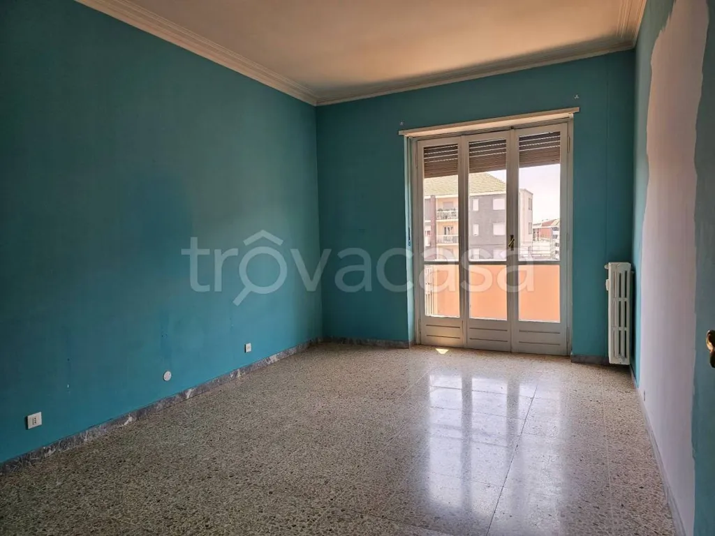 Pièces - Apartment with Balconies in Central Turin