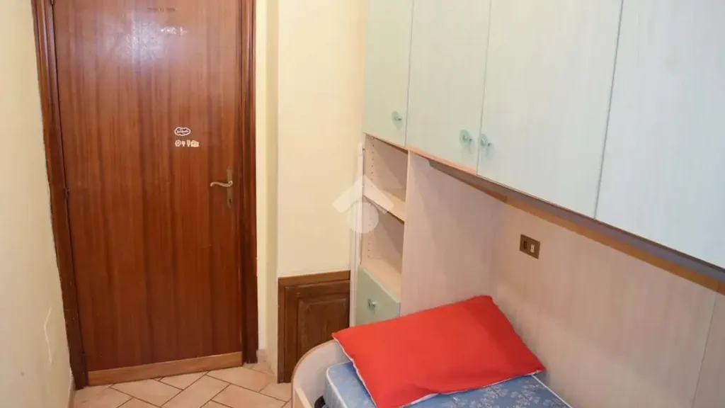Chambres - Restored Triplex with Vaulted Ceilings in Tagliacozzo